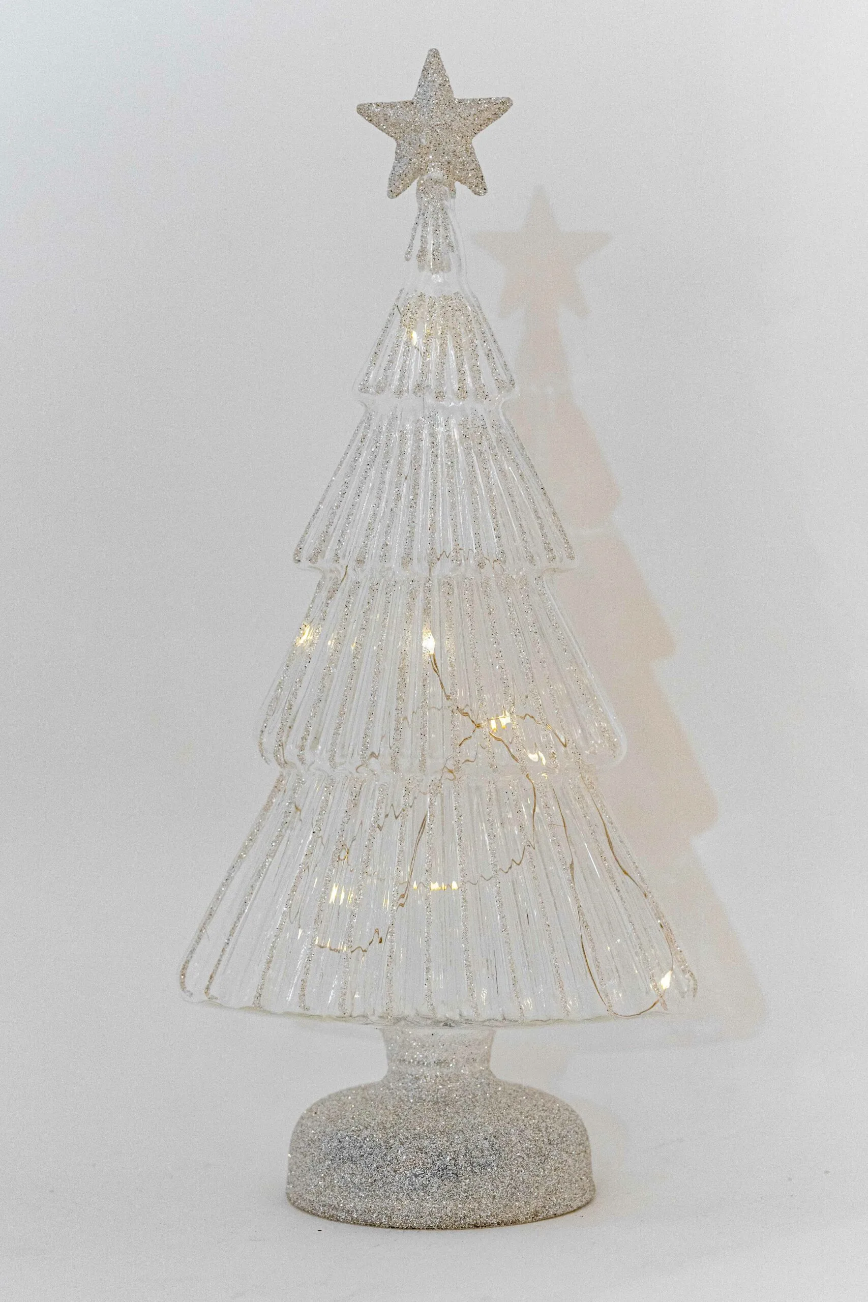 LED Ribbed Christmas Tree in Clear - Image 3