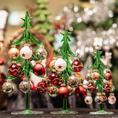 Green tree with christmas décor