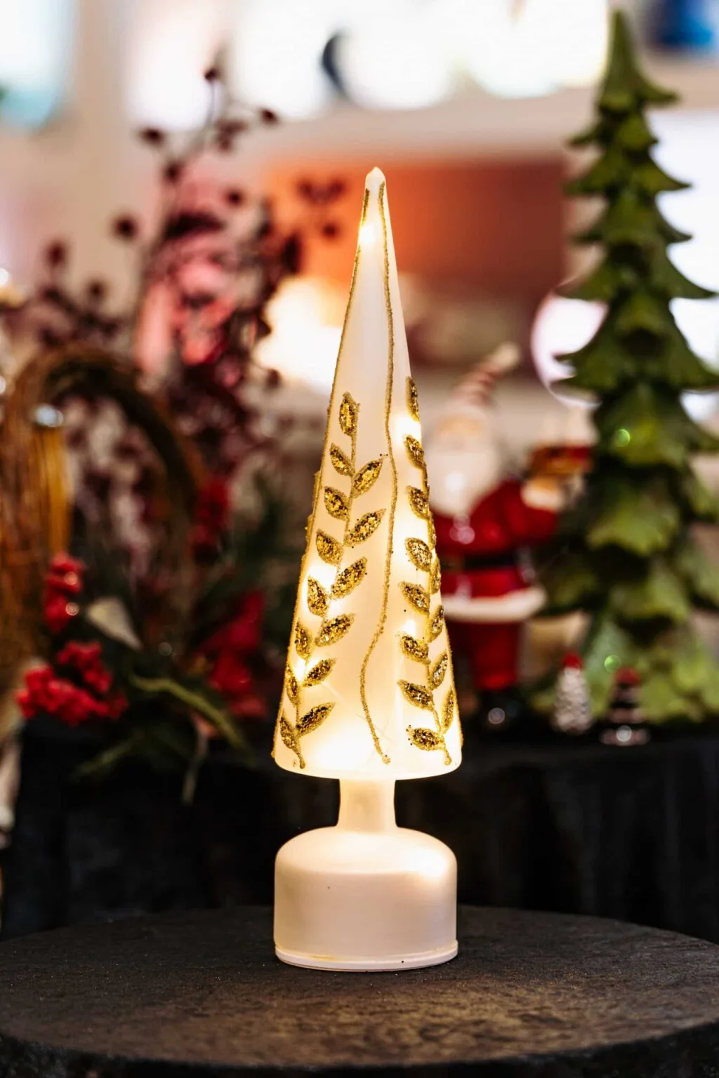 Silver Laurel Lit Spin Tree